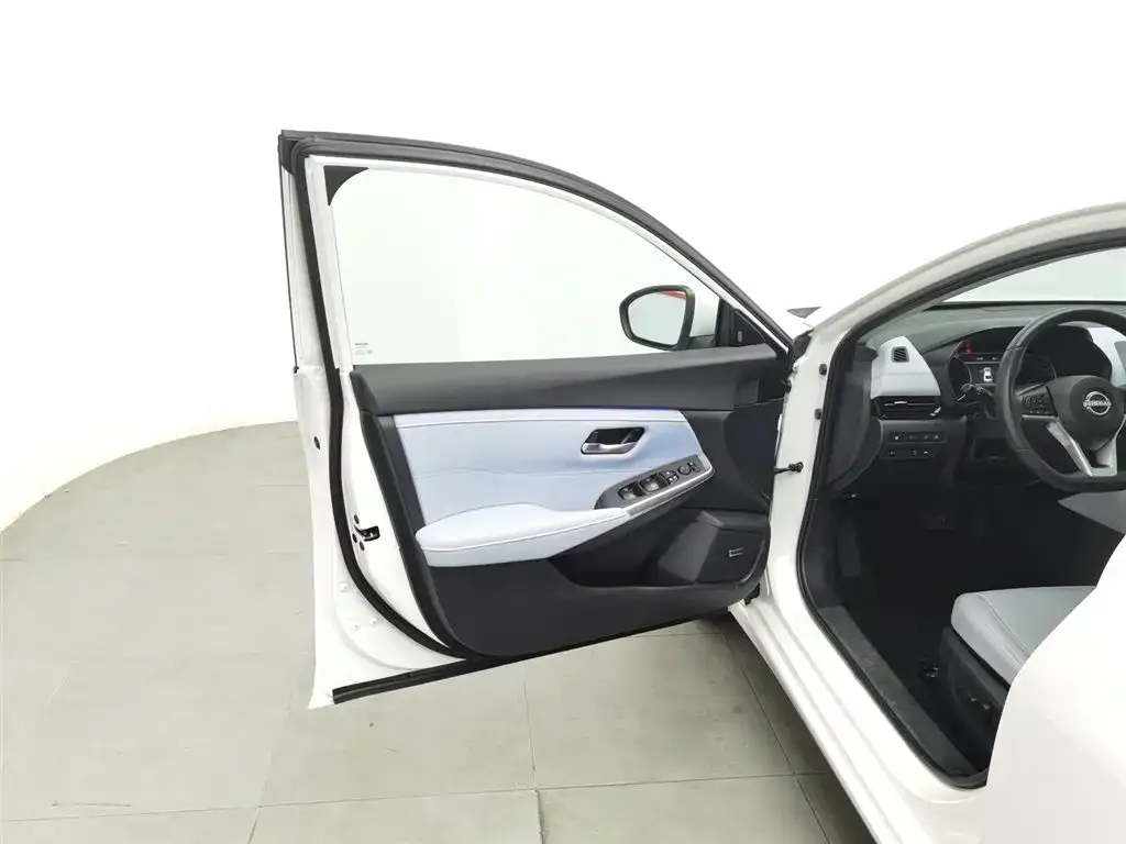 Nissan Sylphy 2023 из CN, фото 8