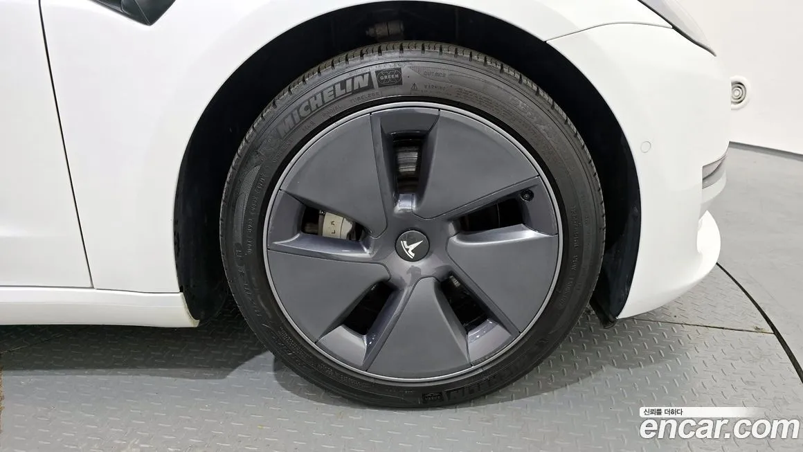Tesla Model 3 2022 из KR, фото 5