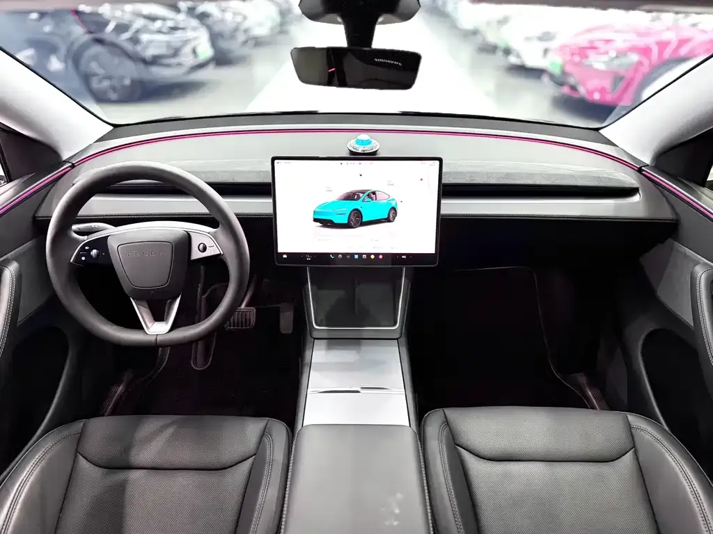 Tesla Model Y — фото 3