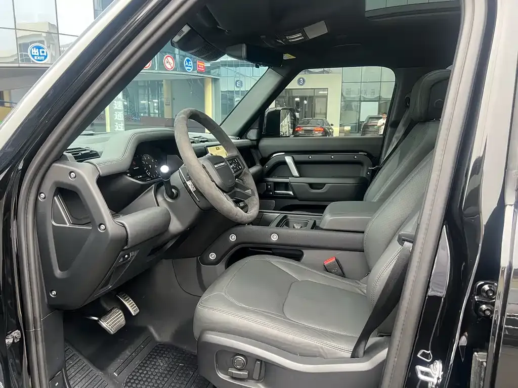 Land Rover Defender 2024 из CN, фото 4
