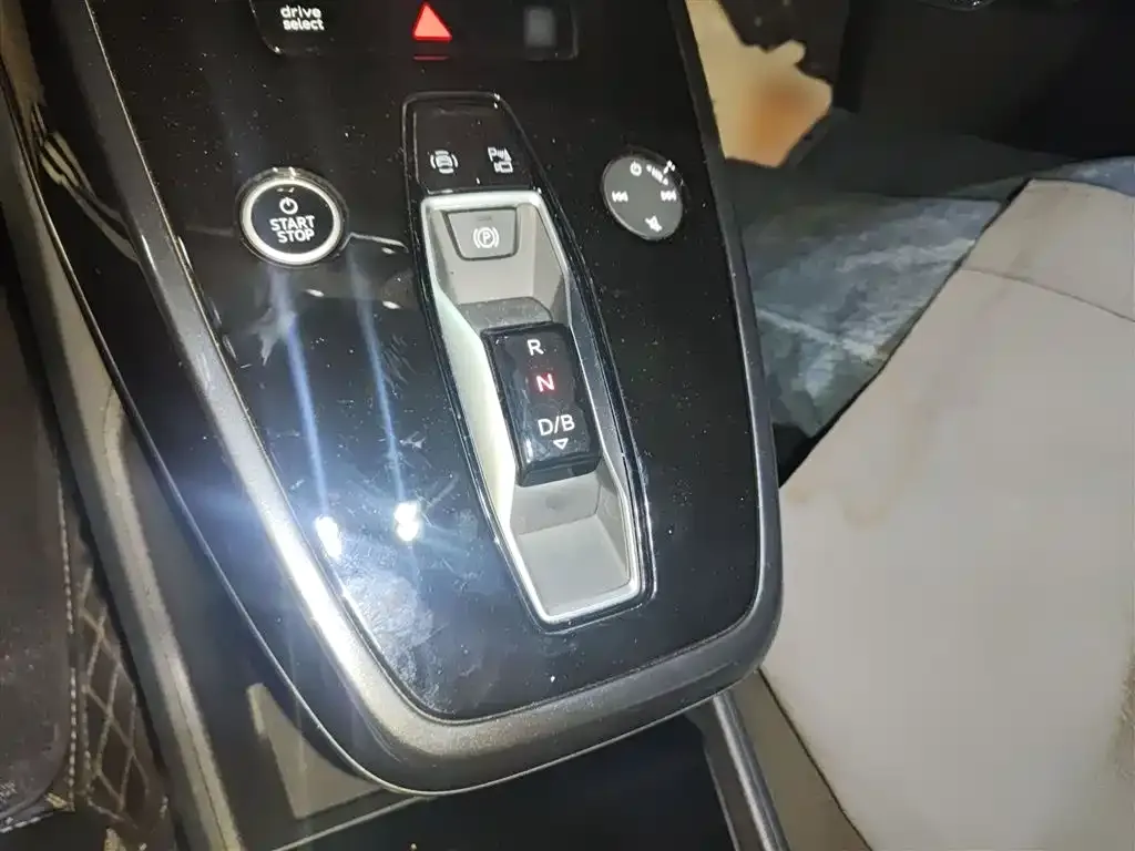 Audi Q4 e-tron 2024 из CN, фото 7