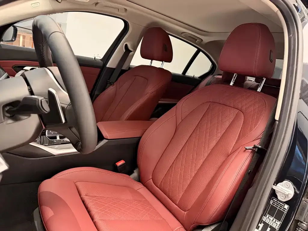 BMW 3 Series 2025 из CN, фото 9