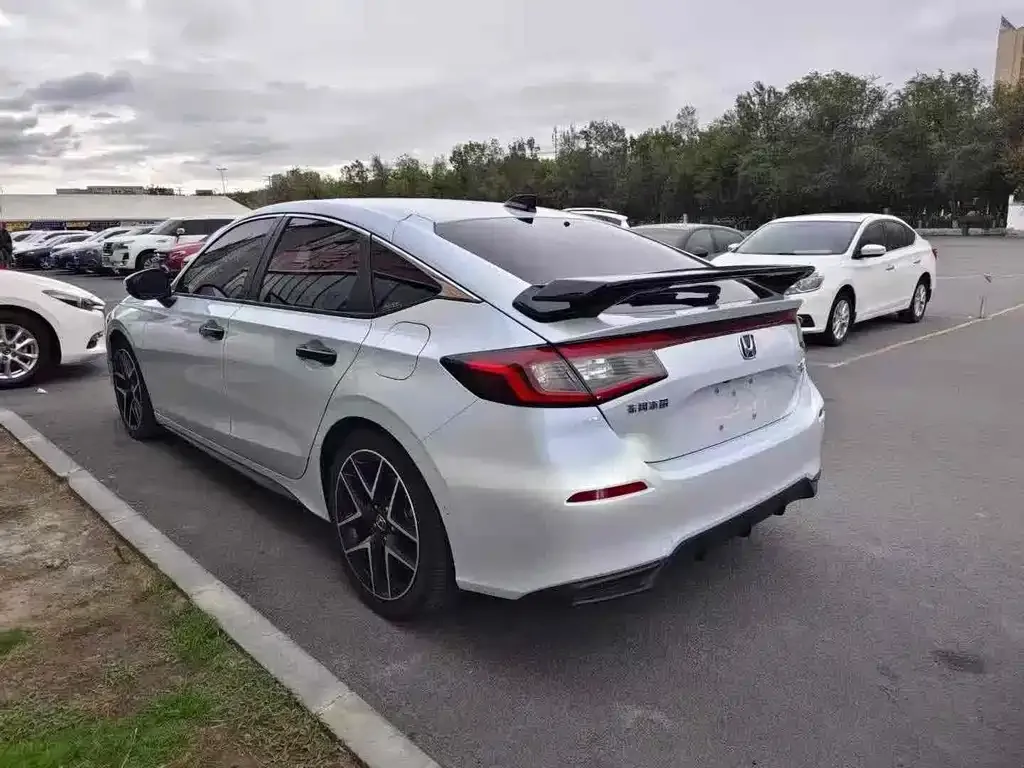 Honda Civic 2023 из CN, фото 2