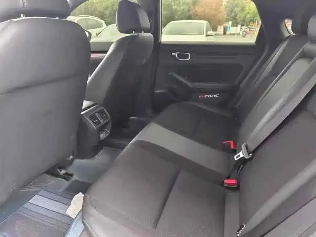 Honda Civic 2023 из CN, фото 4
