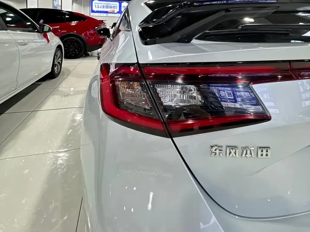 Honda Civic 2023 из CN, фото 7