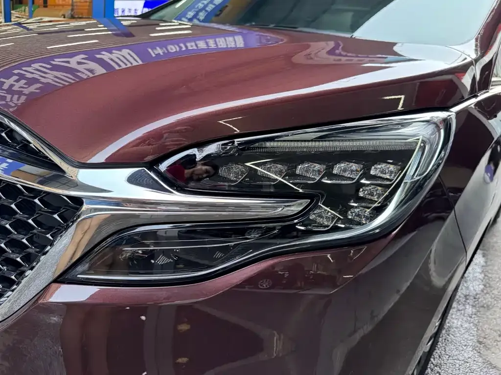 Buick GL8 2022 из CN, фото 4