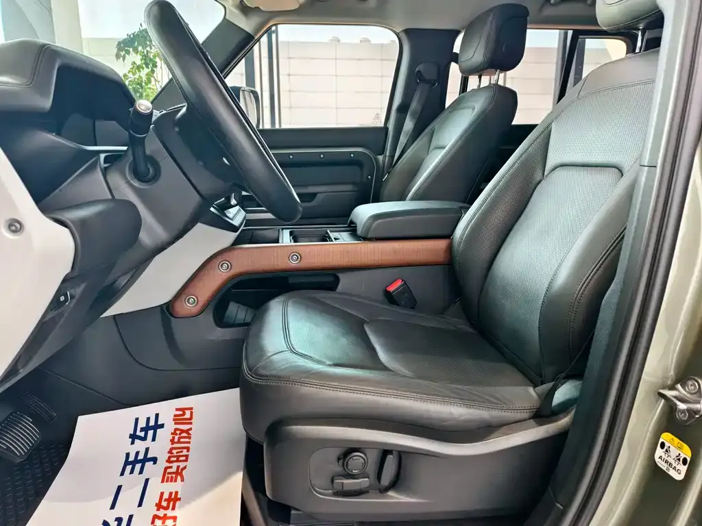 Land Rover Defender 2023 из CN, фото 6