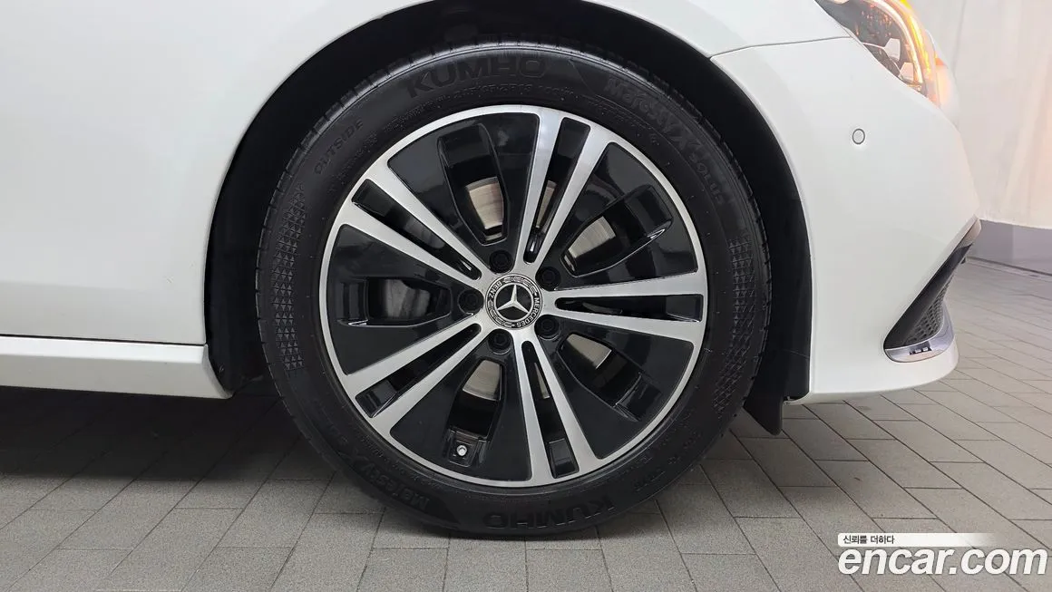 Mercedes-Benz E-Class 2021 из KR, фото 5