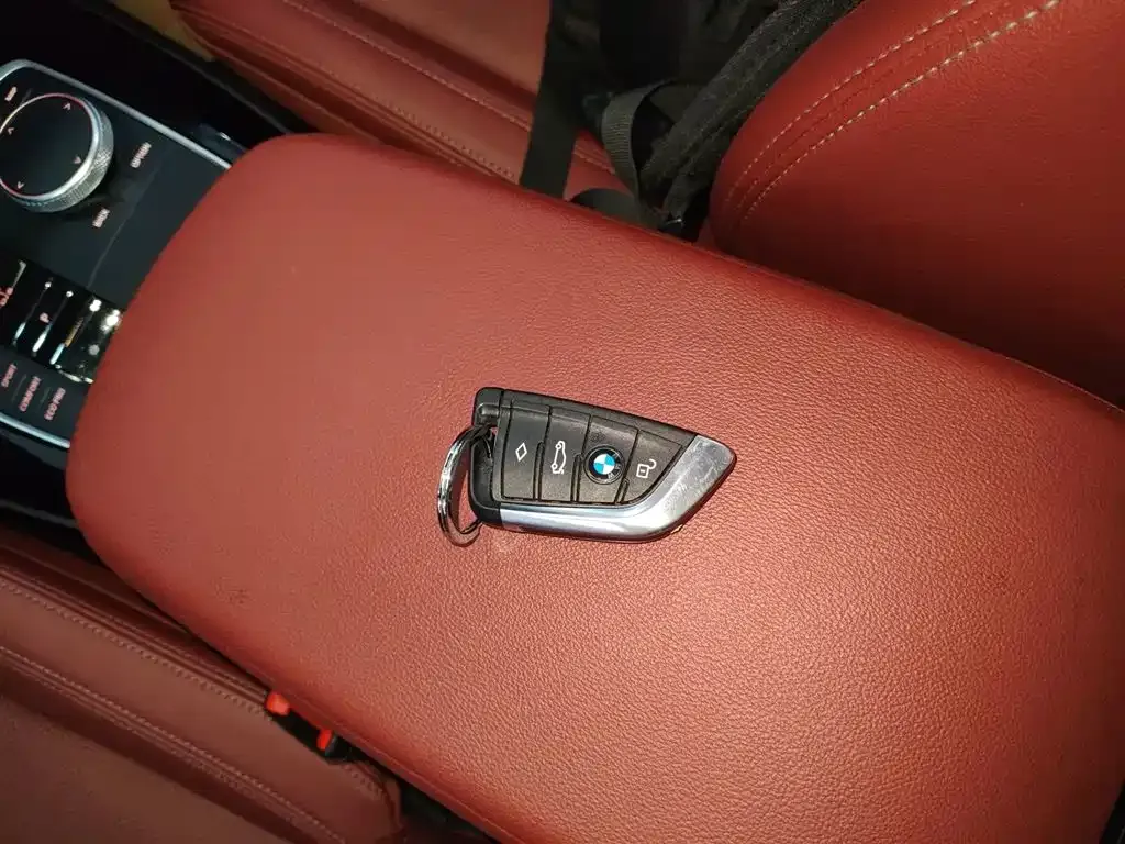 BMW iX3 2023 из CN, фото 9