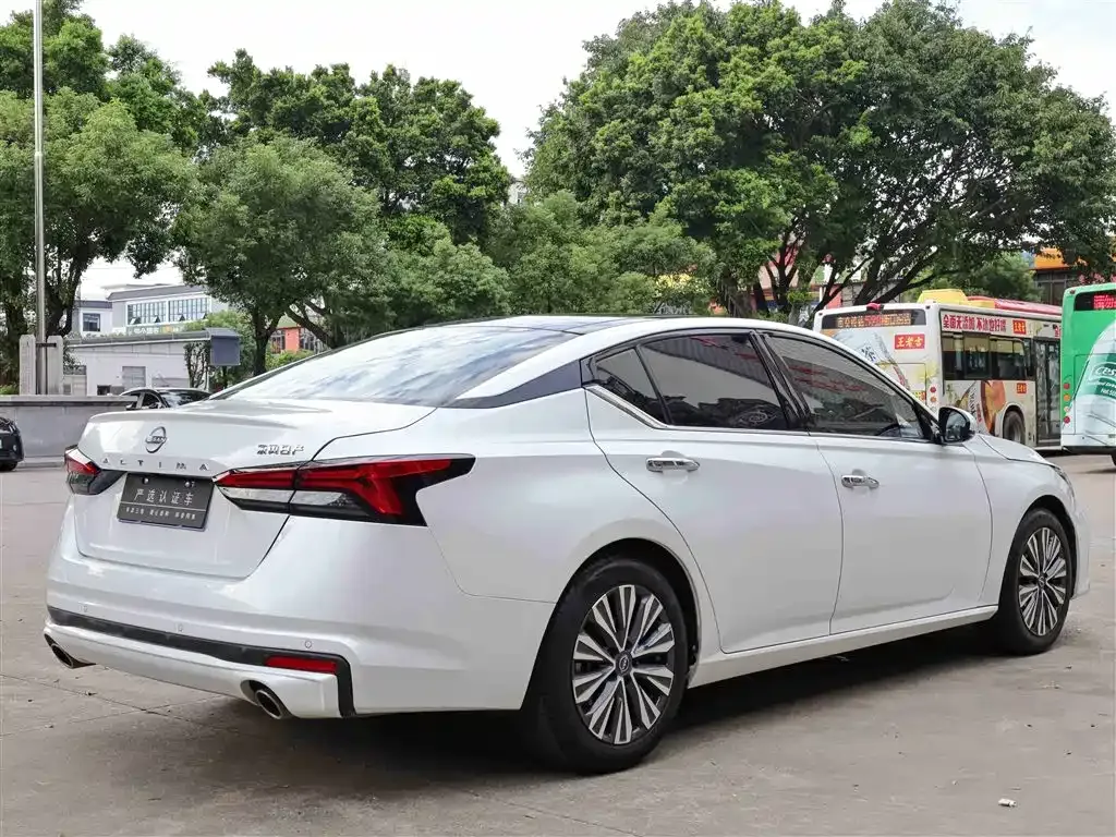 Nissan Teana 2023 из CN, фото 7