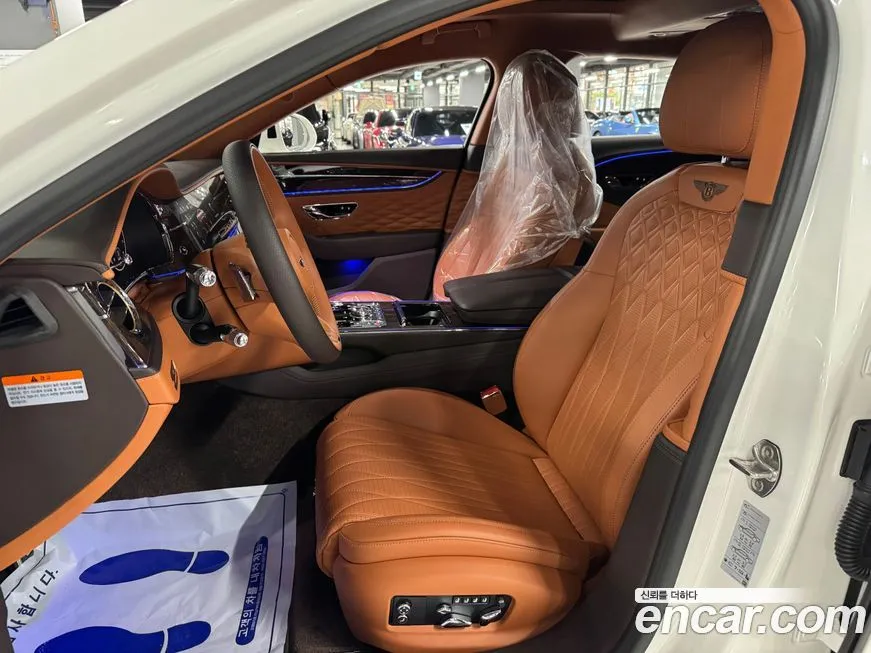 Bentley Flying Spur 2021 из KR, фото 8