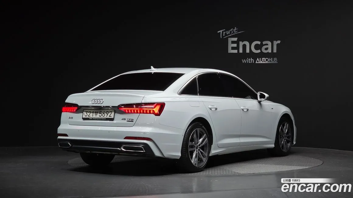 Audi A6 — фото 2