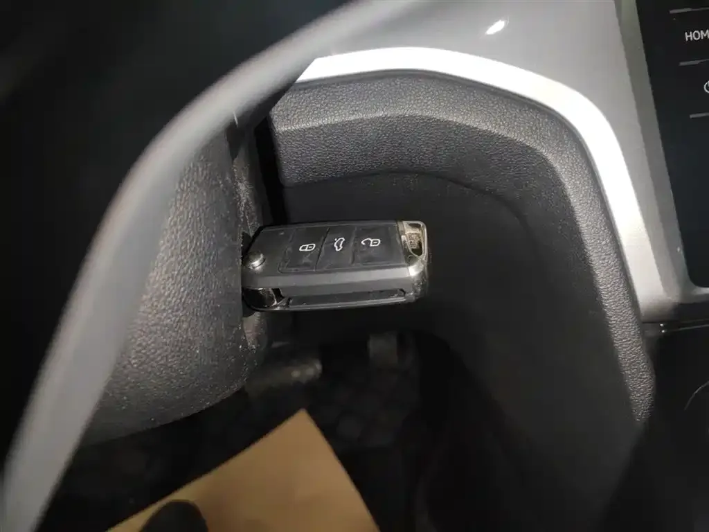 Volkswagen Lamando 2021 из CN, фото 8