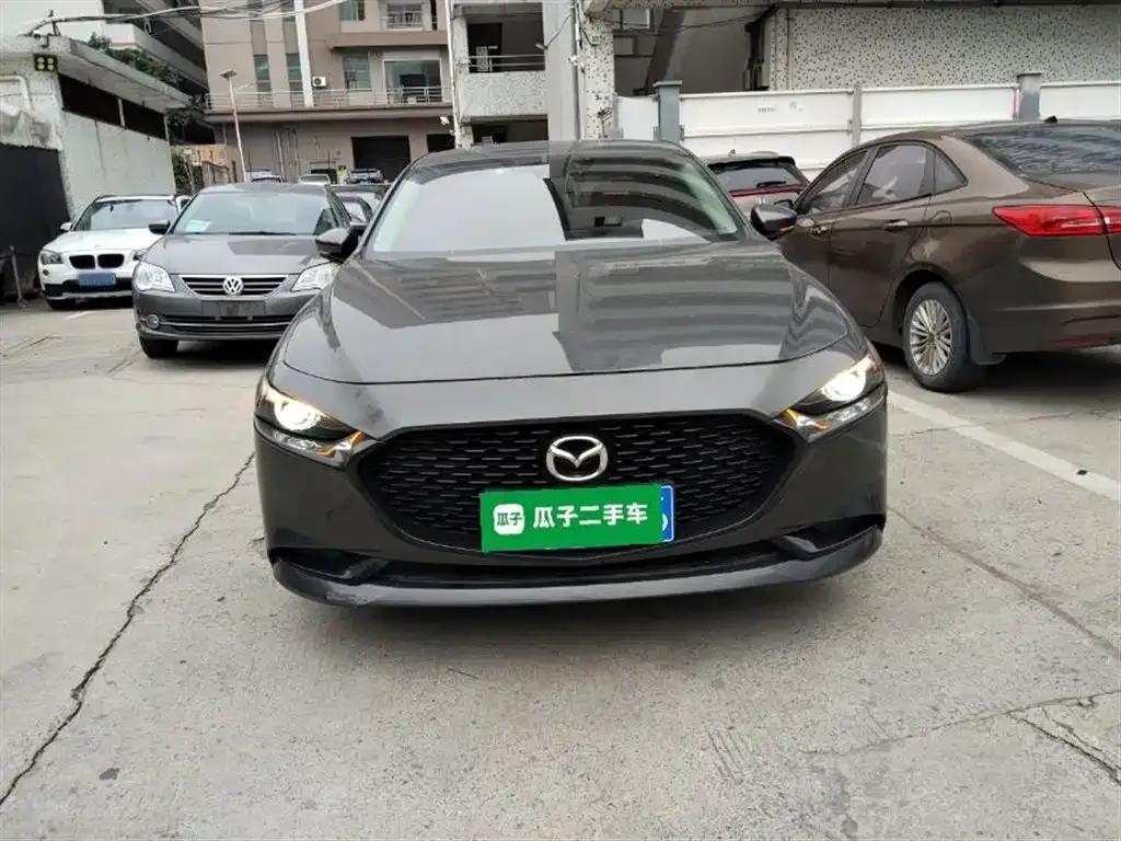 Mazda 3 Axela 2022 из CN, фото 3