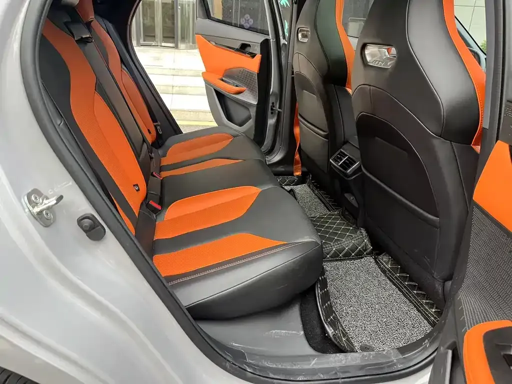 Changan UNI-V 2023 из CN, фото 3