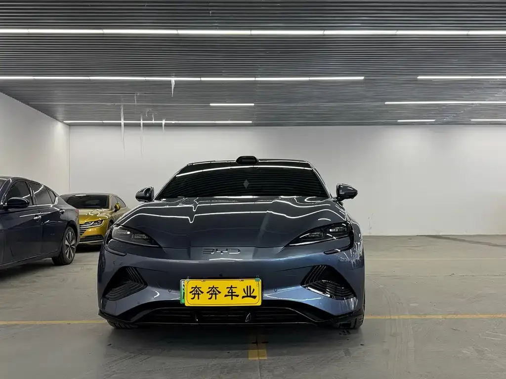 BYD Seal — фото 2