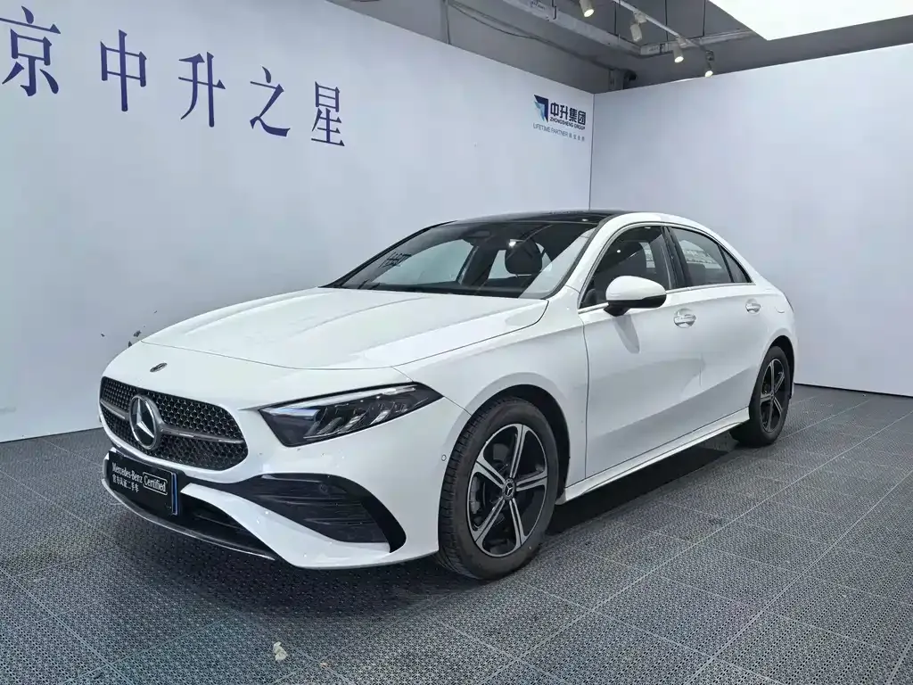 Mercedes-Benz A-Class 2024 из CN, фото 4