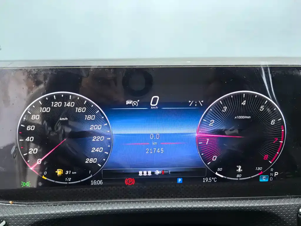 Mercedes-Benz A-Class 2024 из CN, фото 6