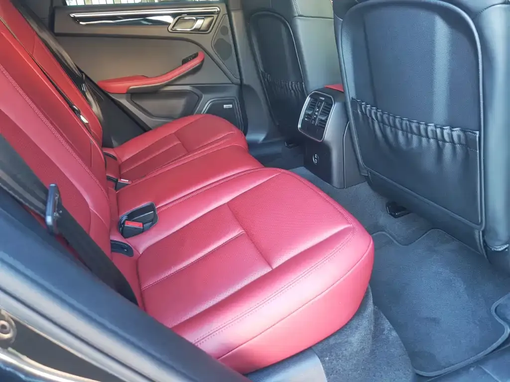 Porsche Macan 2022 из CN, фото 4