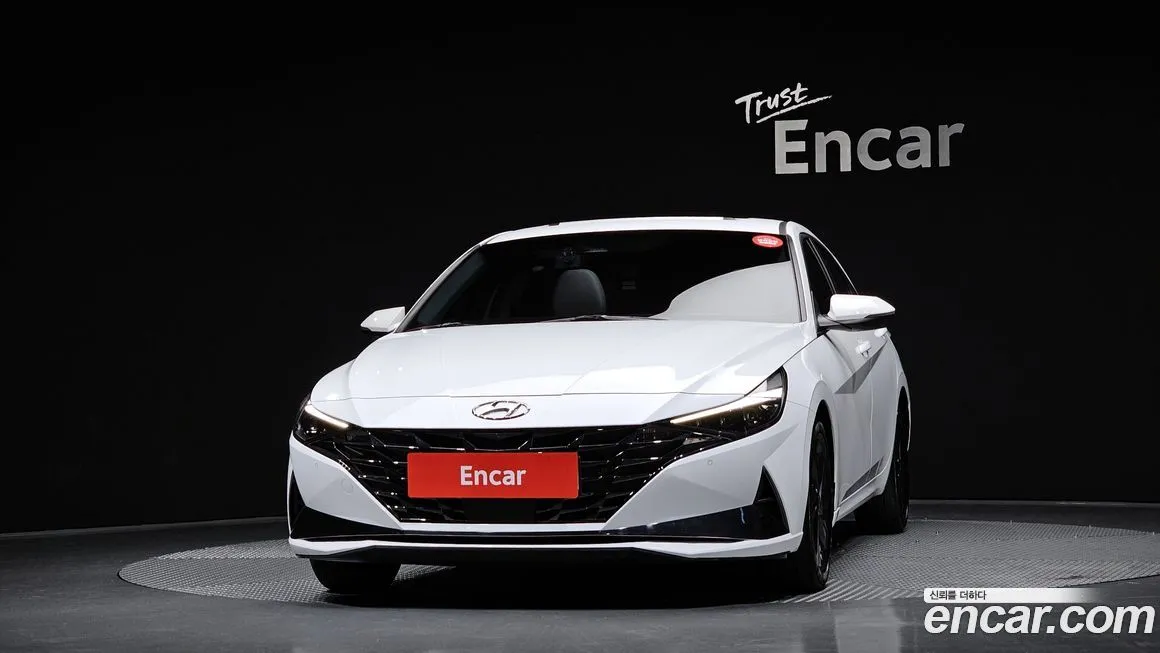Hyundai AVANTE — фото 3