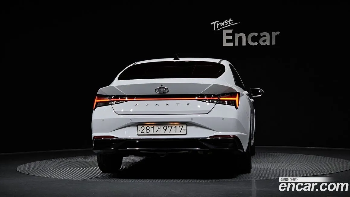 Hyundai AVANTE — фото 4