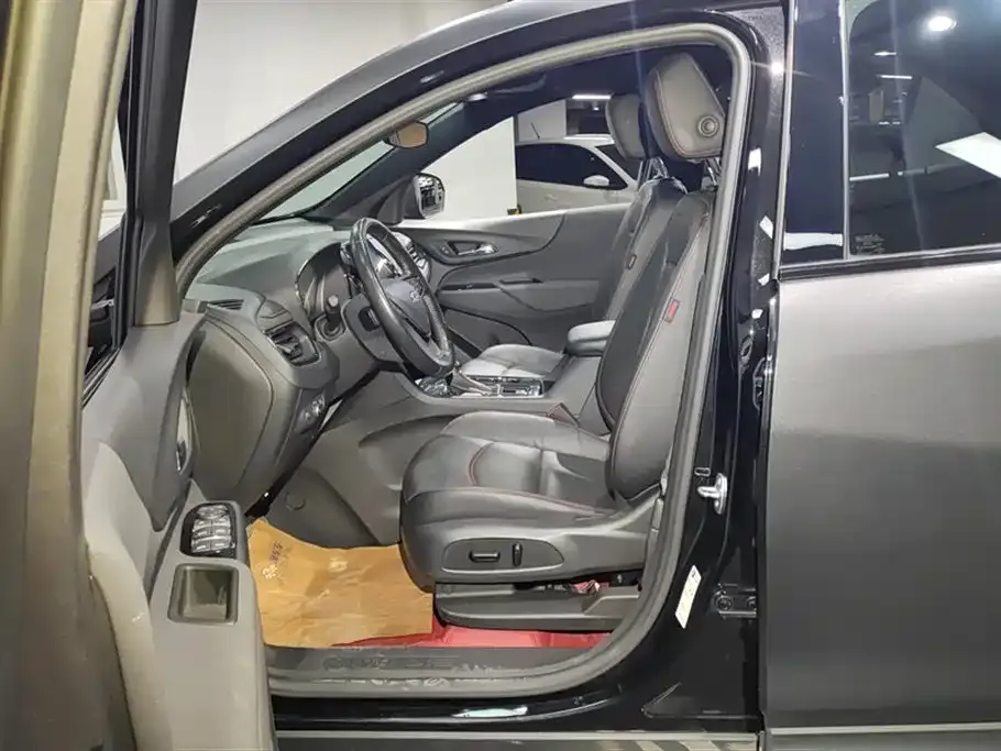 Chevrolet Equinox 2021 из CN, фото 9