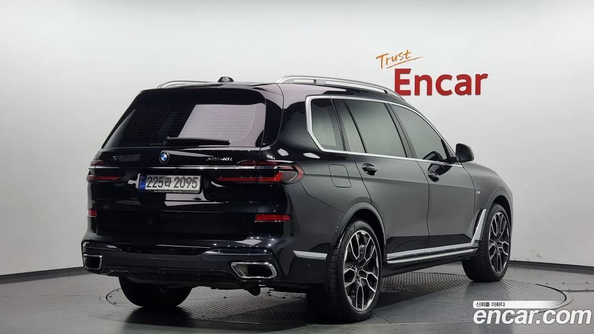 BMW X7 2024 из KR, фото 2