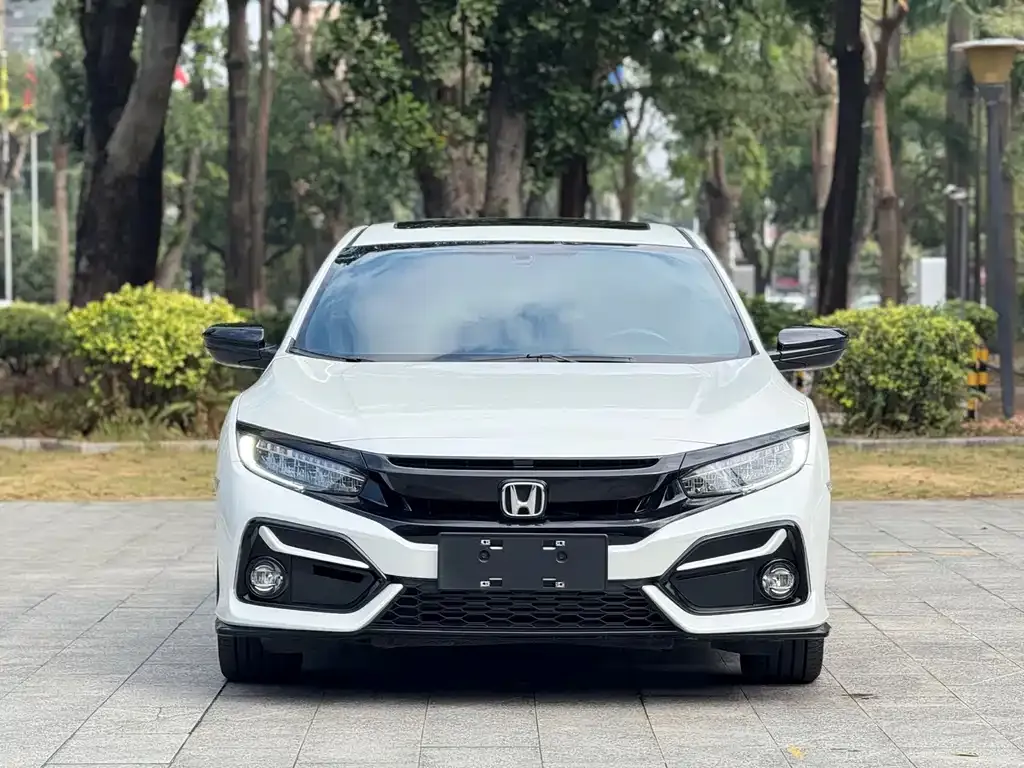 Honda Civic 2022 из CN, фото 2