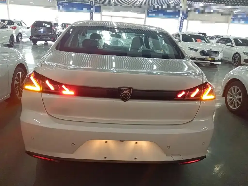Peugeot 408 2025 из CN, фото 6
