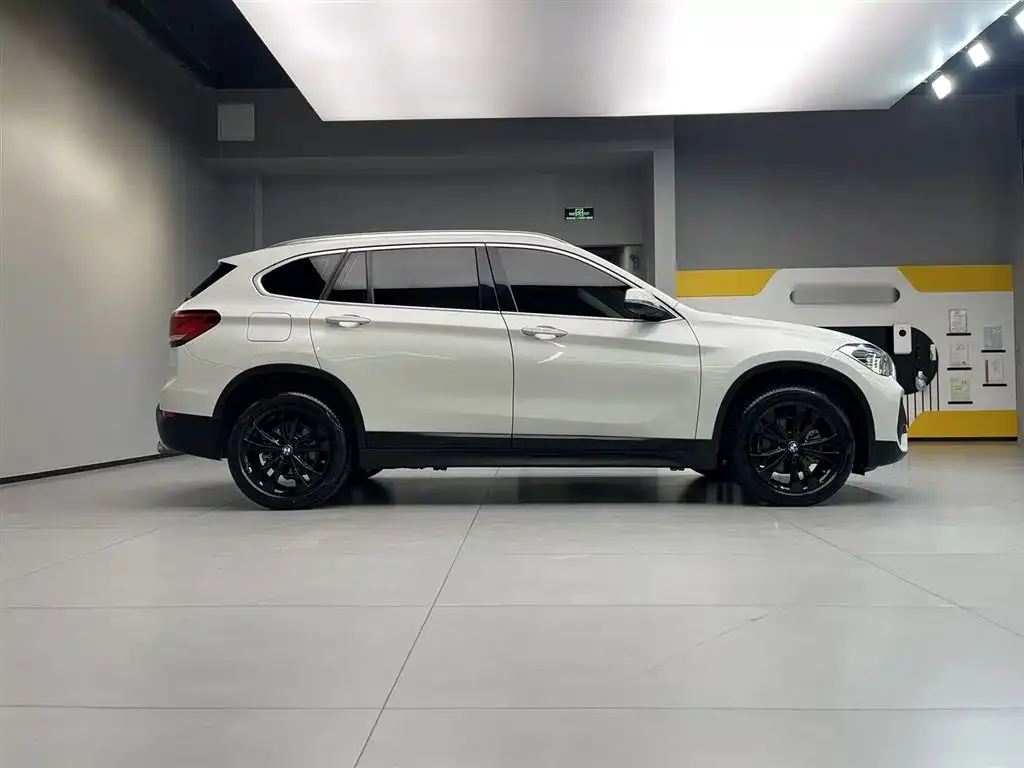 BMW X1 2021 из CN, фото 7