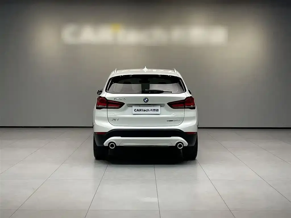 BMW X1 2021 из CN, фото 8