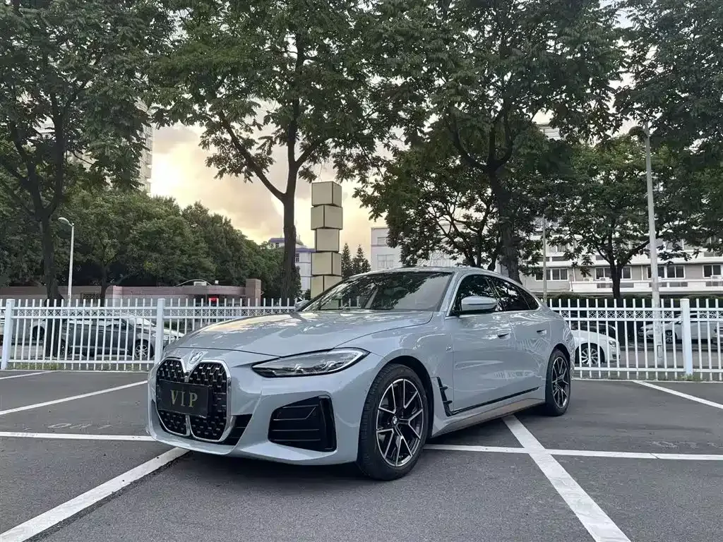 BMW 4 Series — фото 1