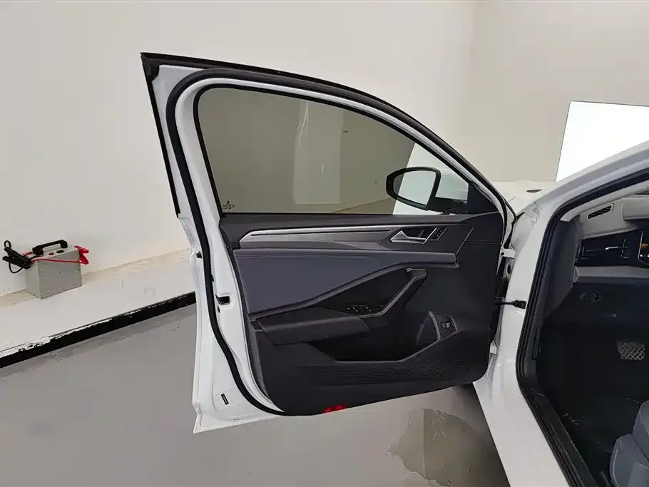 Volkswagen Sagitar 2025 из CN, фото 7