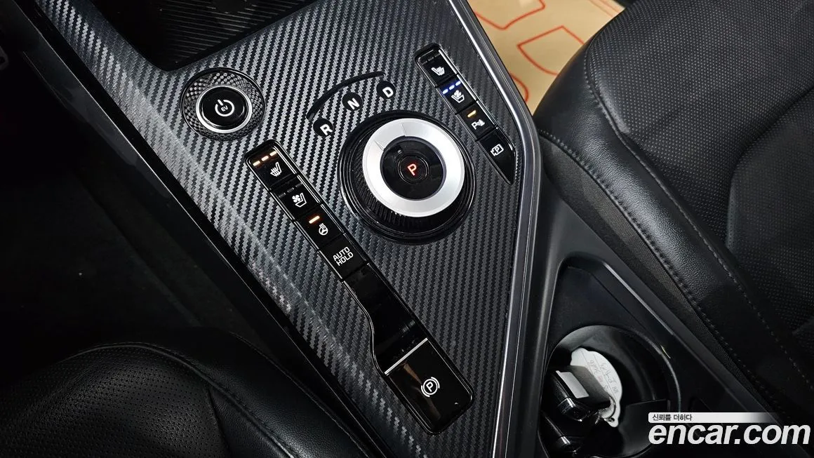 Kia Niro — фото 9