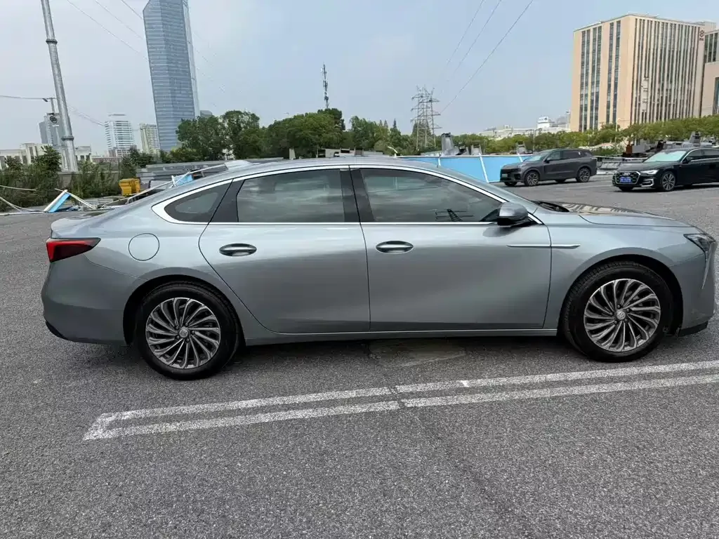 Buick LaCrosse 2024 из CN, фото 3