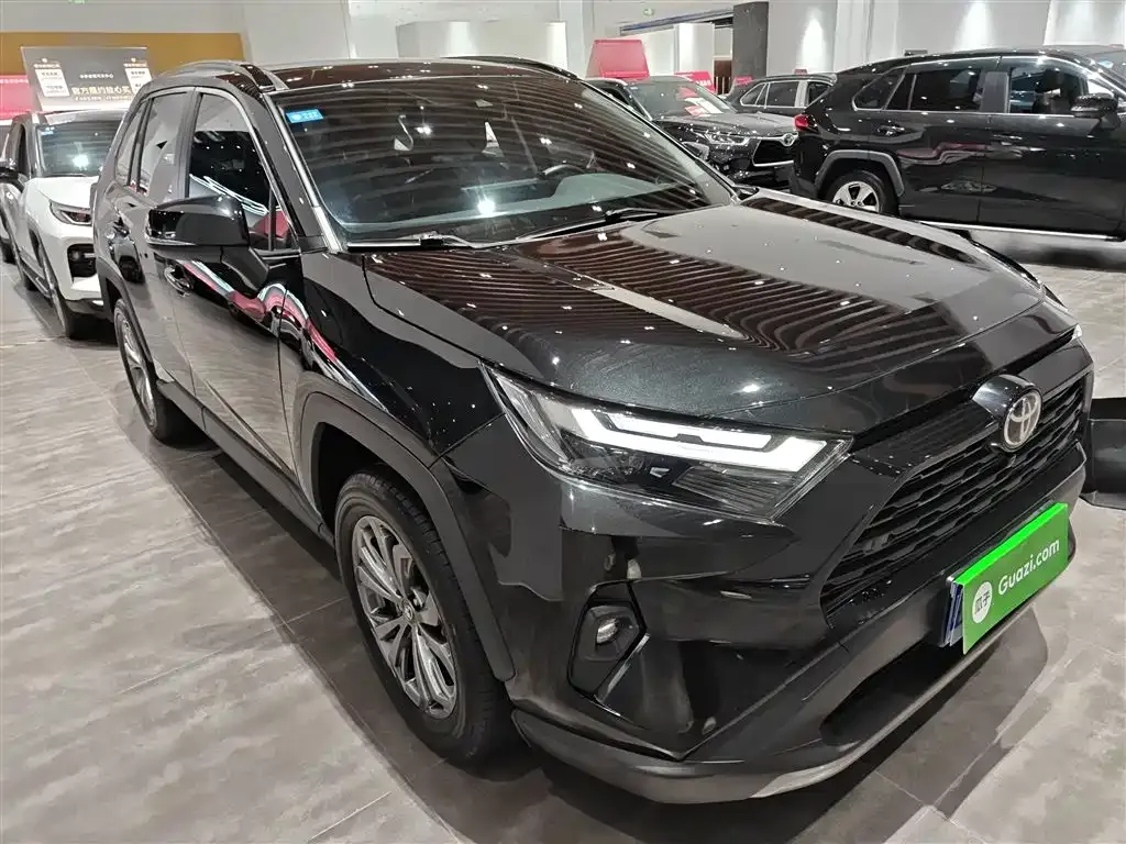 Toyota RAV4 2023 из CN, фото 4