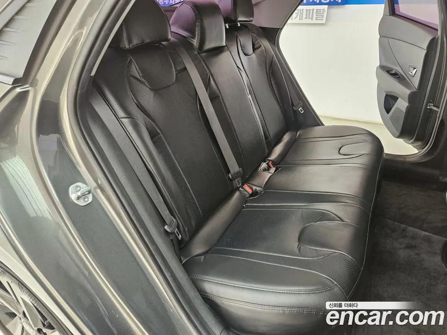 Hyundai AVANTE — фото 10