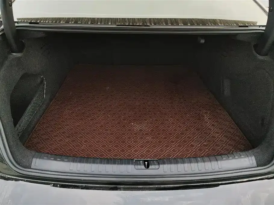 Audi A6L 2023 из CN, фото 4