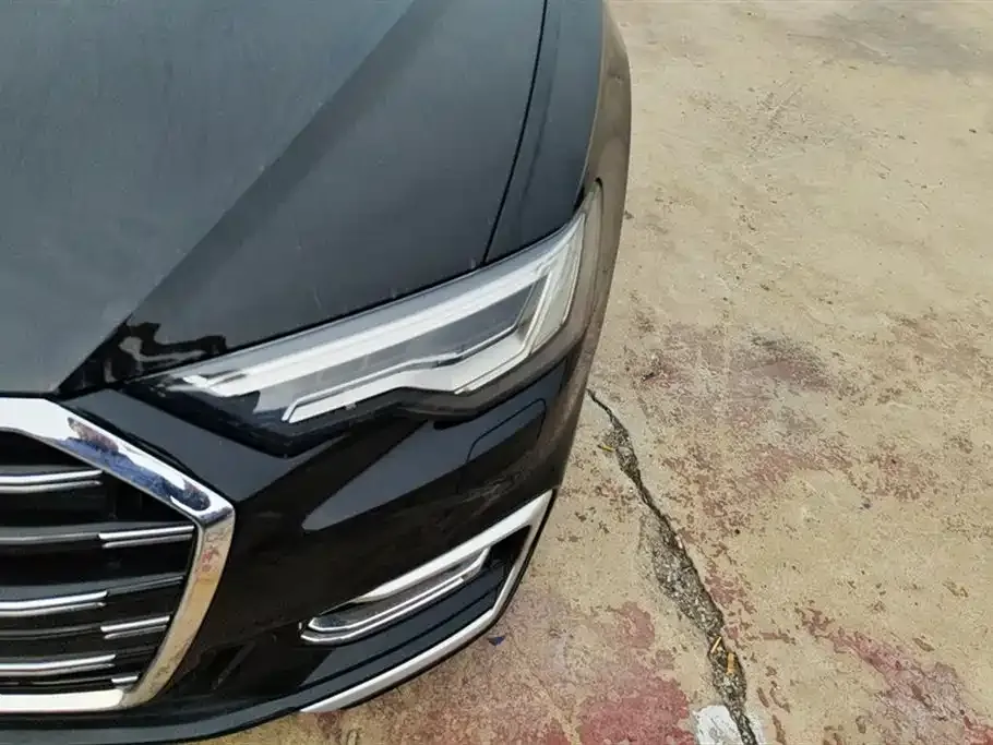 Audi A6L 2023 из CN, фото 5