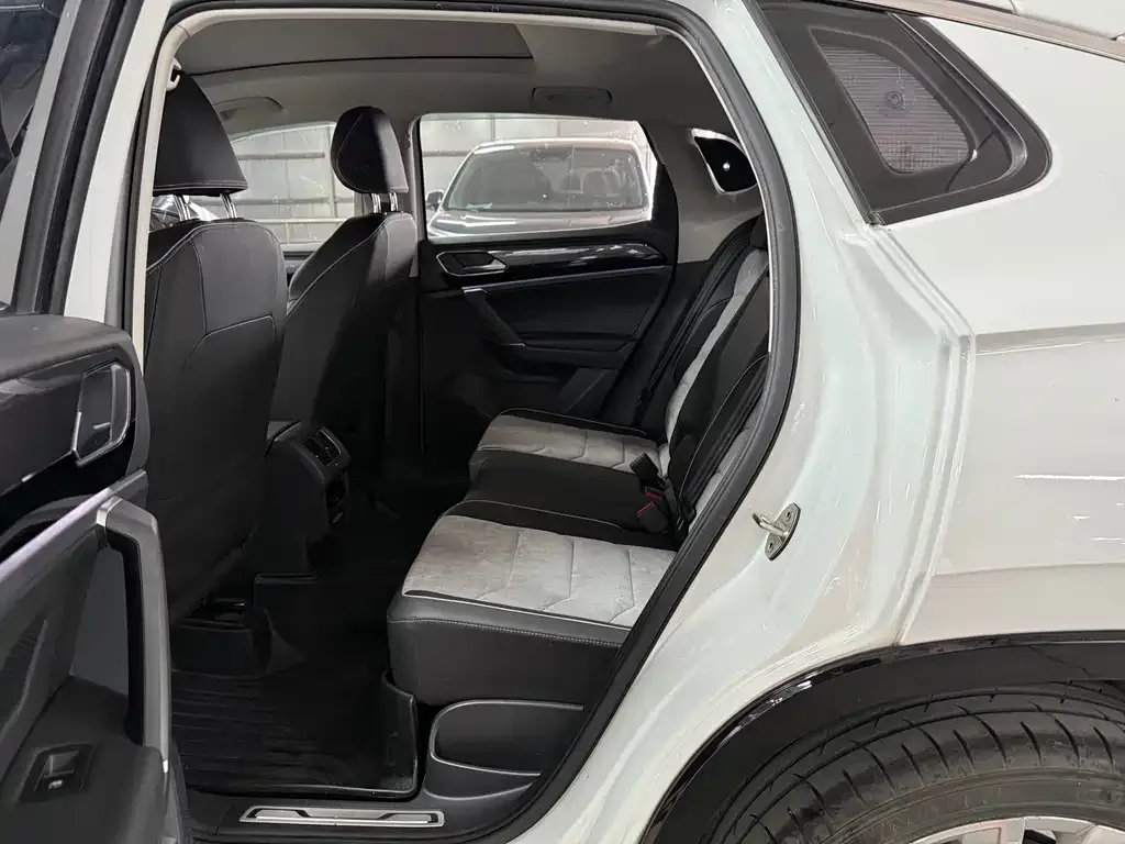 Volkswagen X 2021 из CN, фото 6