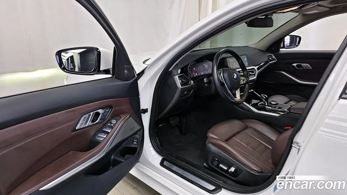 BMW 3-Series 2021 из KR, фото 10