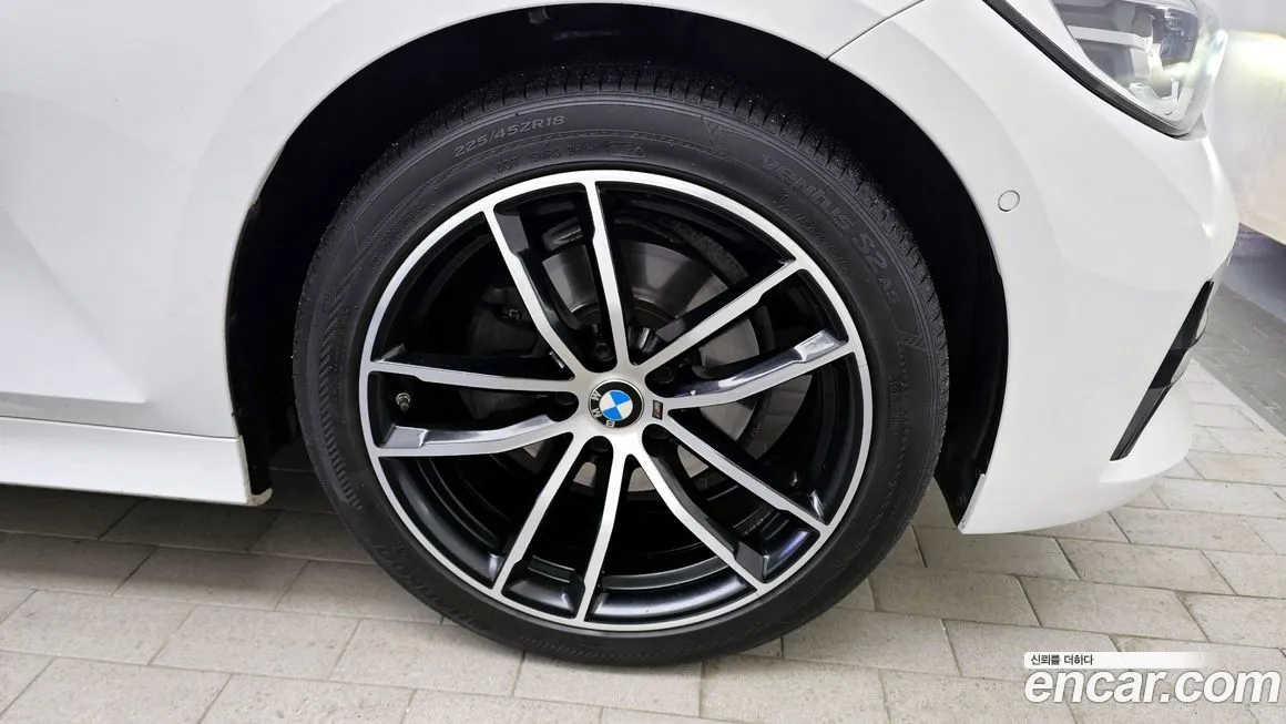 BMW 3-Series 2021 из KR, фото 5
