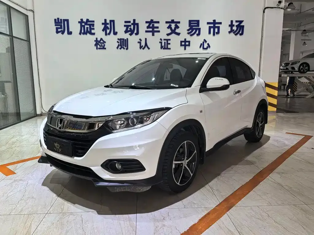 Honda Vezel — фото 1