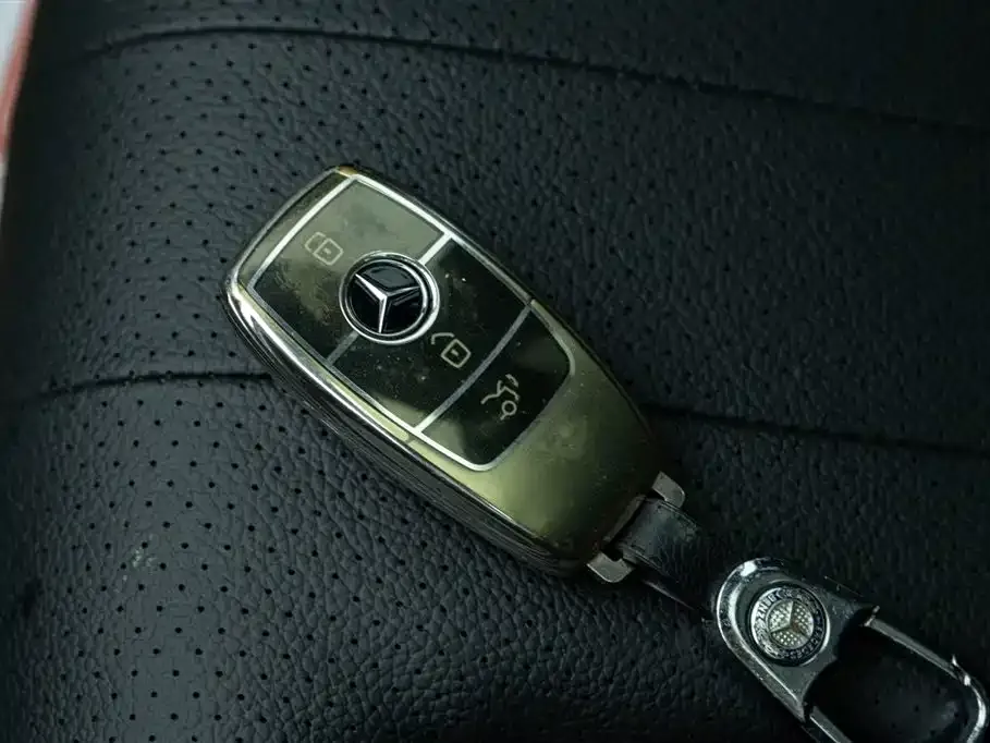Mercedes-Benz E-Class 2022 из CN, фото 3