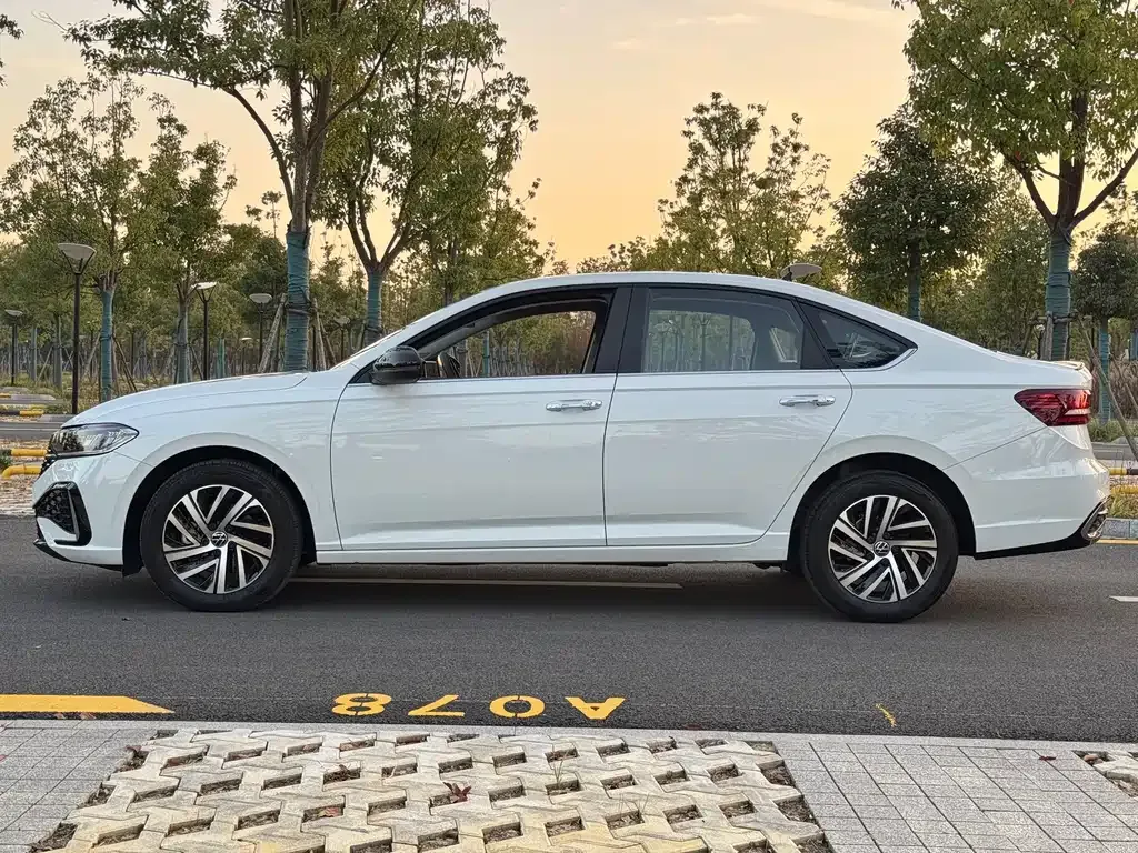 Volkswagen Lavida 2024 из CN, фото 7