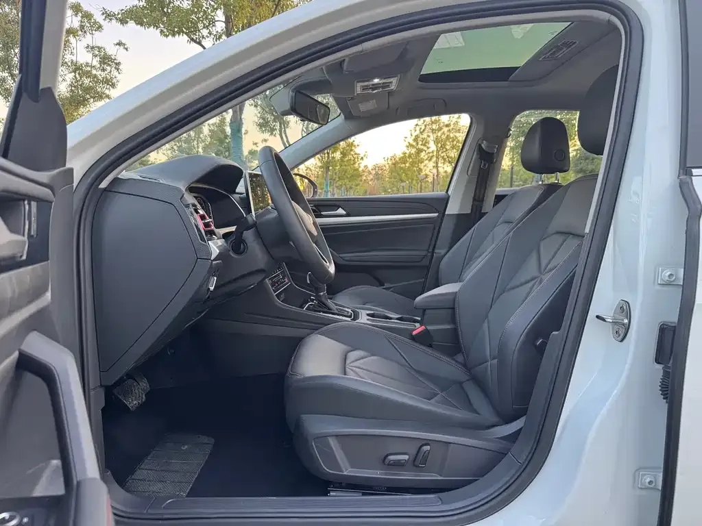 Volkswagen Lavida 2024 из CN, фото 9