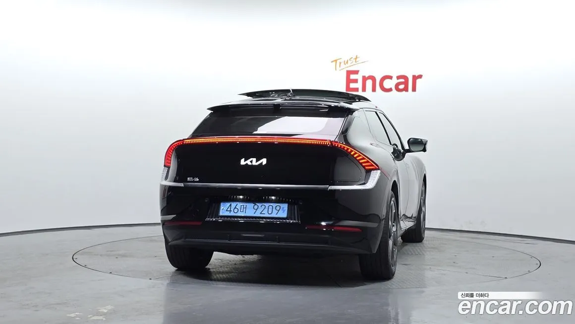 Kia EV6 — фото 4