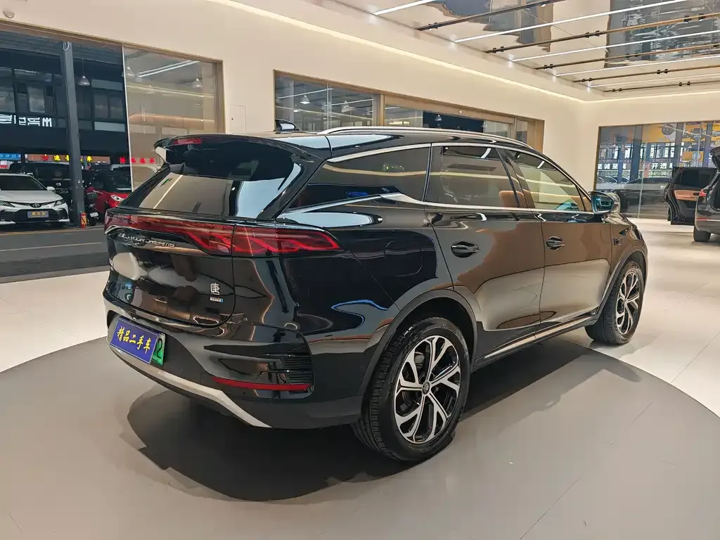 BYD Tang New Energy — фото 5