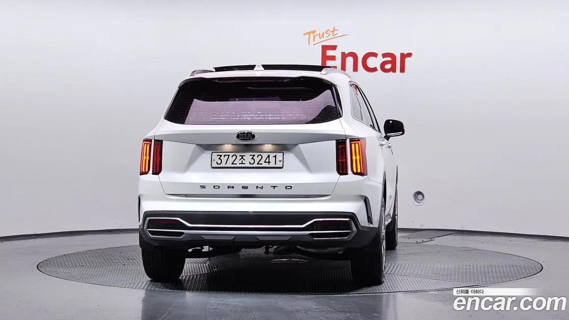 Kia Sorento — фото 4