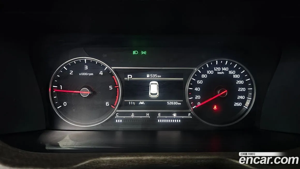 Kia Sorento — фото 8